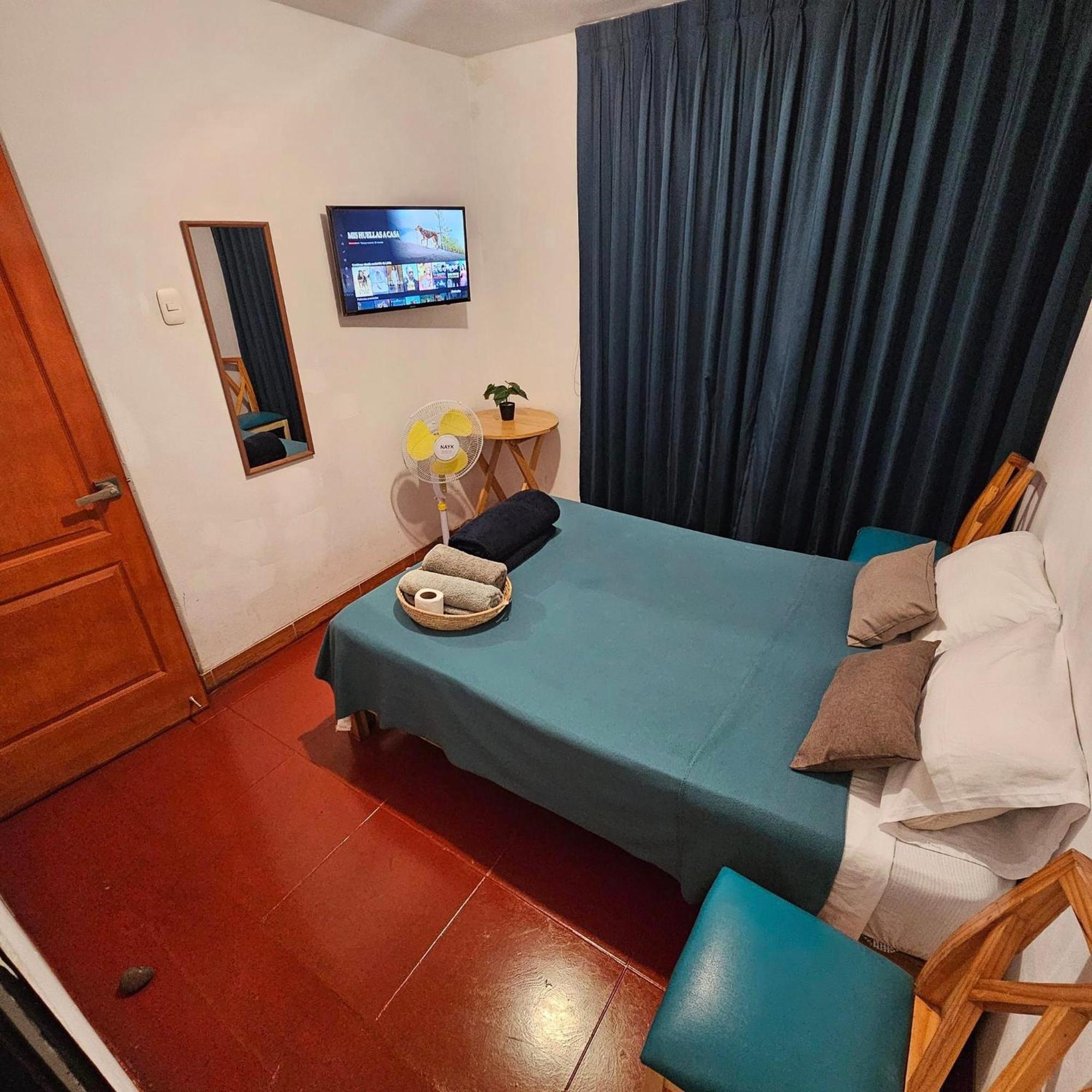 Lima Airport Hostel With Free Airport Pick Up Callao Exteriör bild