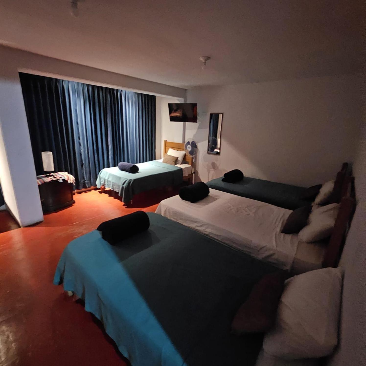 Lima Airport Hostel With Free Airport Pick Up Callao Exteriör bild