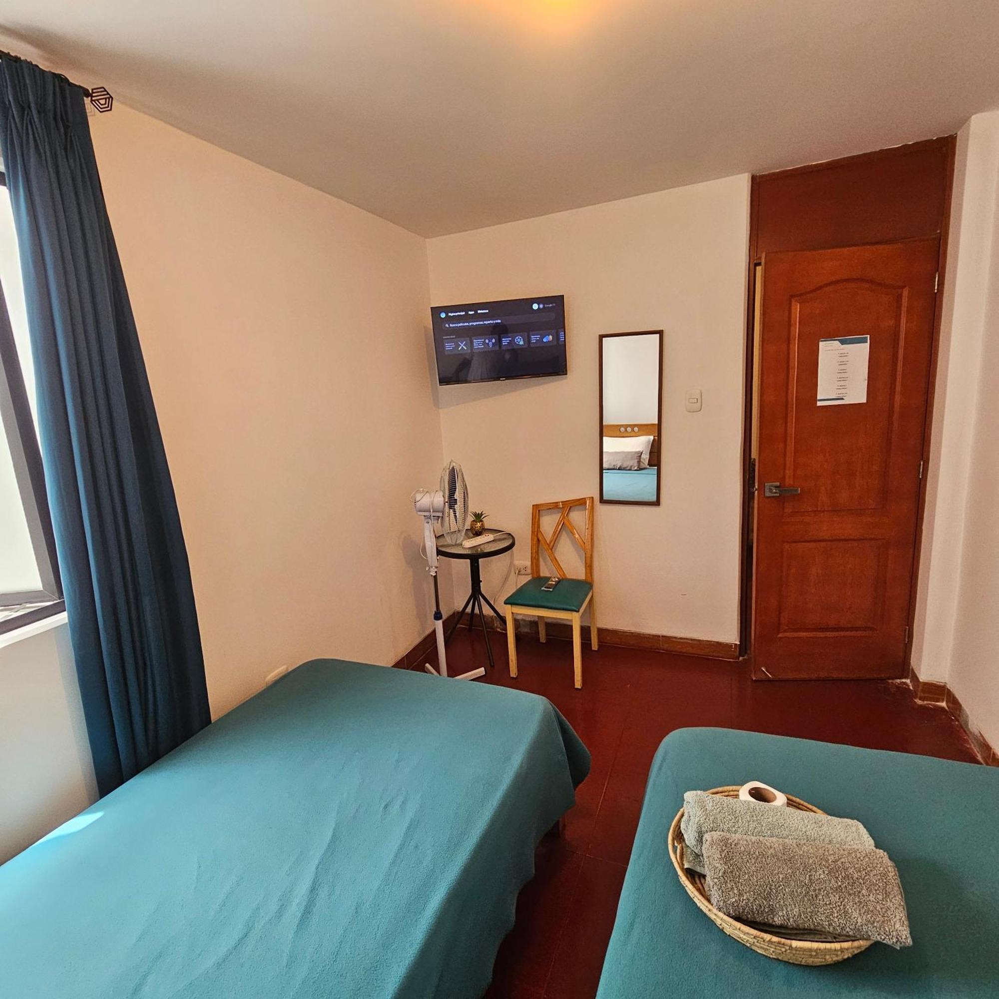 Lima Airport Hostel With Free Airport Pick Up Callao Exteriör bild