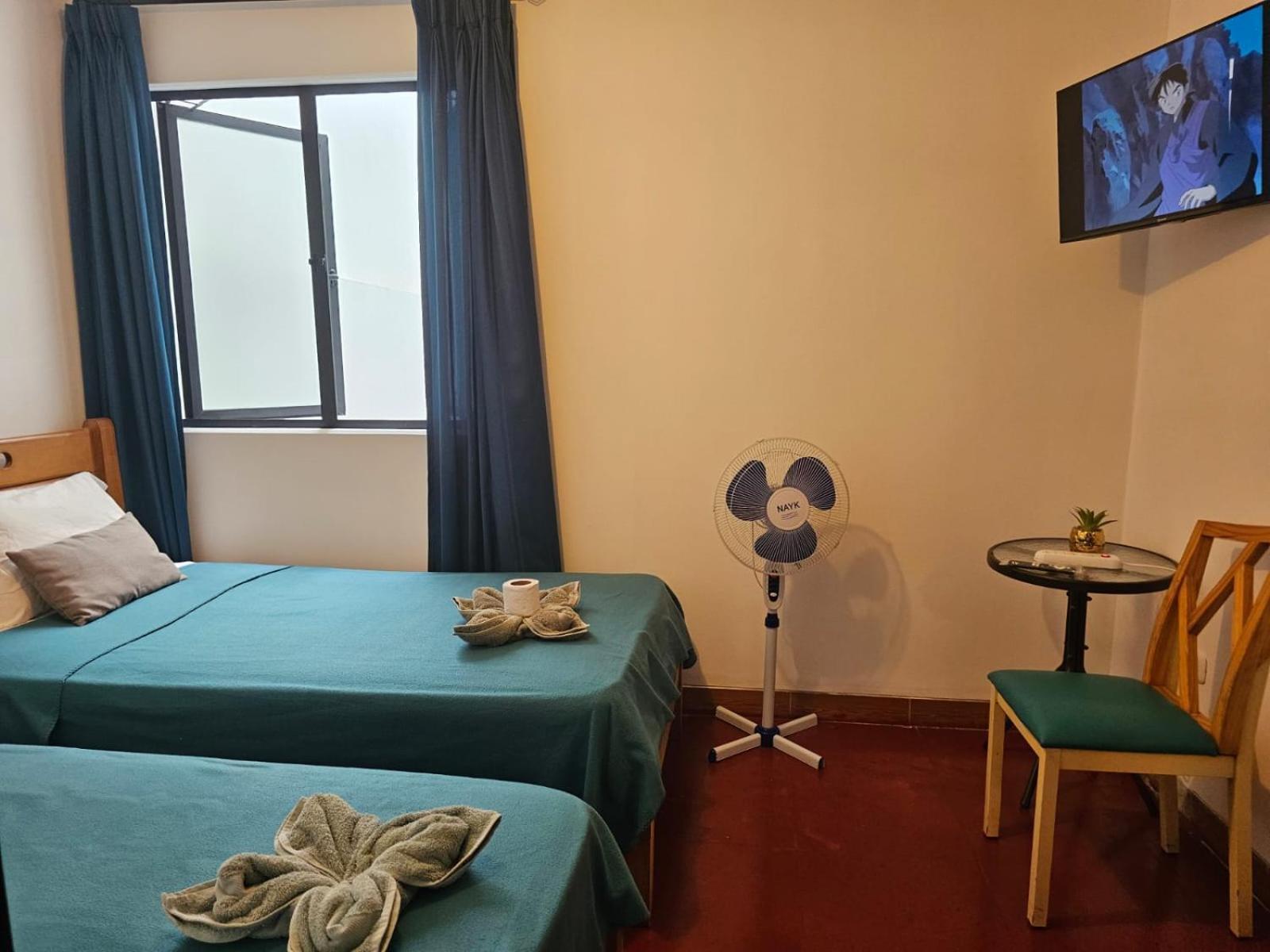 Lima Airport Hostel With Free Airport Pick Up Callao Exteriör bild