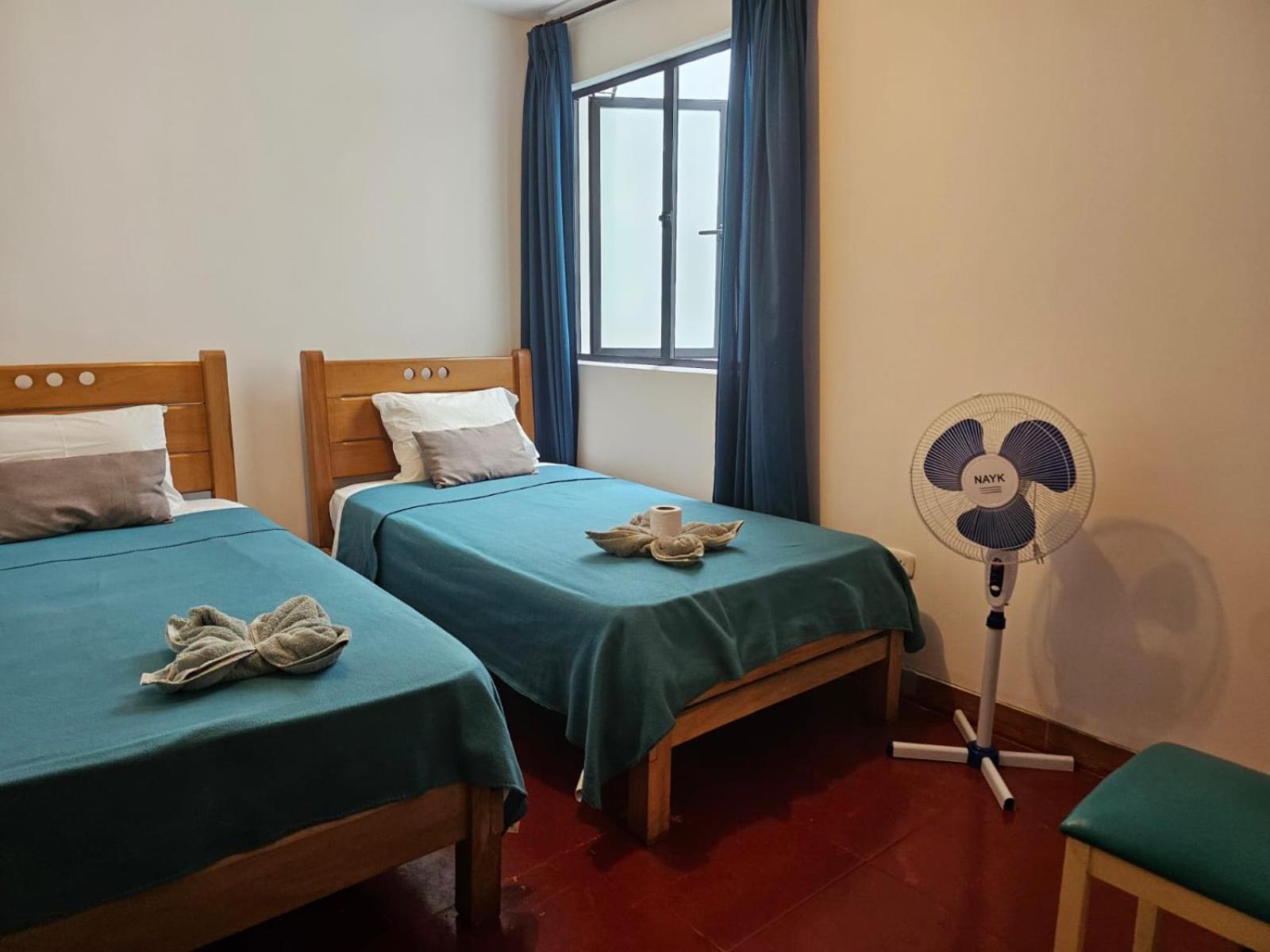 Lima Airport Hostel With Free Airport Pick Up Callao Exteriör bild